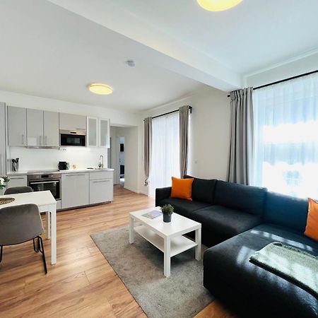 White Inn - Ferienwohnung Mit Terrasse Murzzuschlag Ngoại thất bức ảnh
