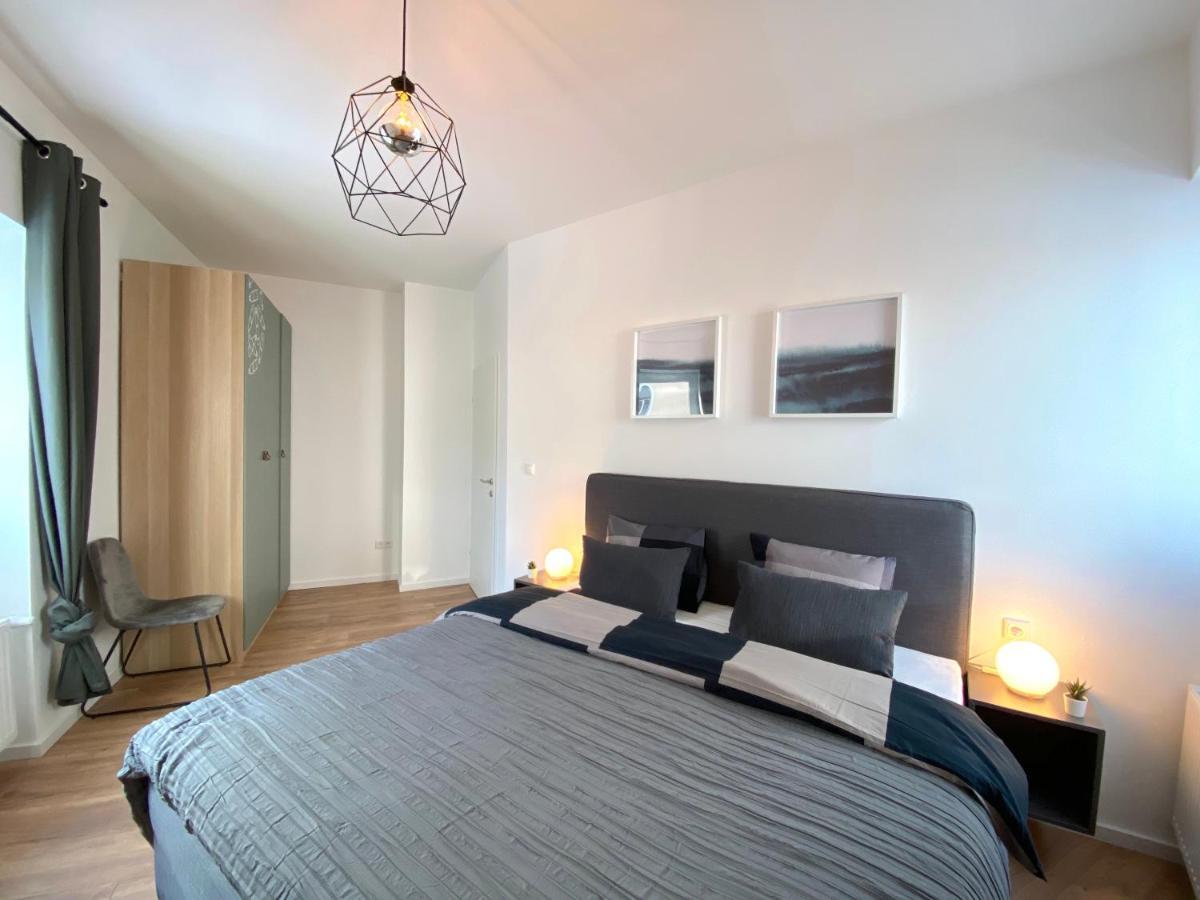 White Inn - Ferienwohnung Mit Terrasse Murzzuschlag Ngoại thất bức ảnh