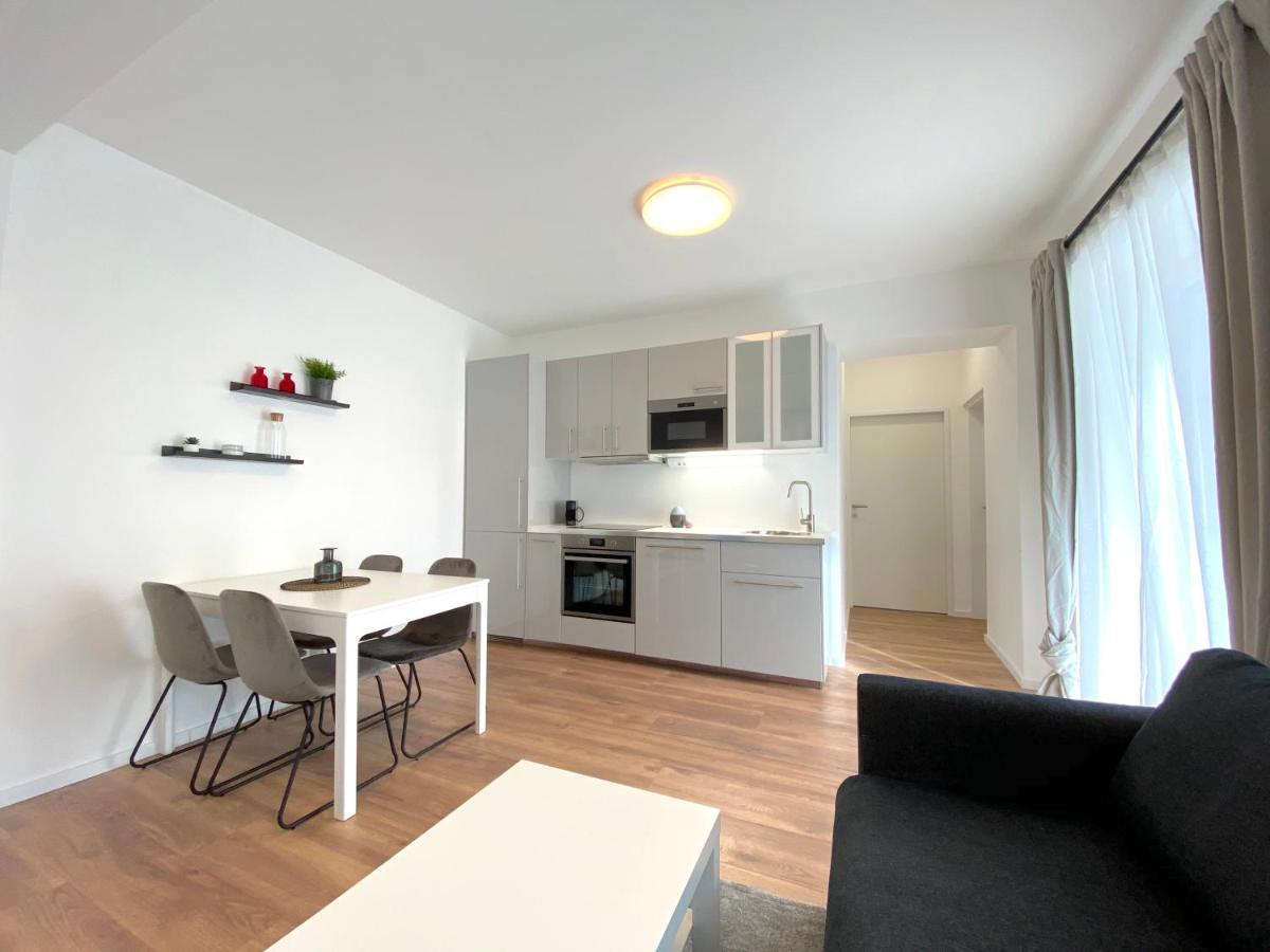 White Inn - Ferienwohnung Mit Terrasse Murzzuschlag Ngoại thất bức ảnh