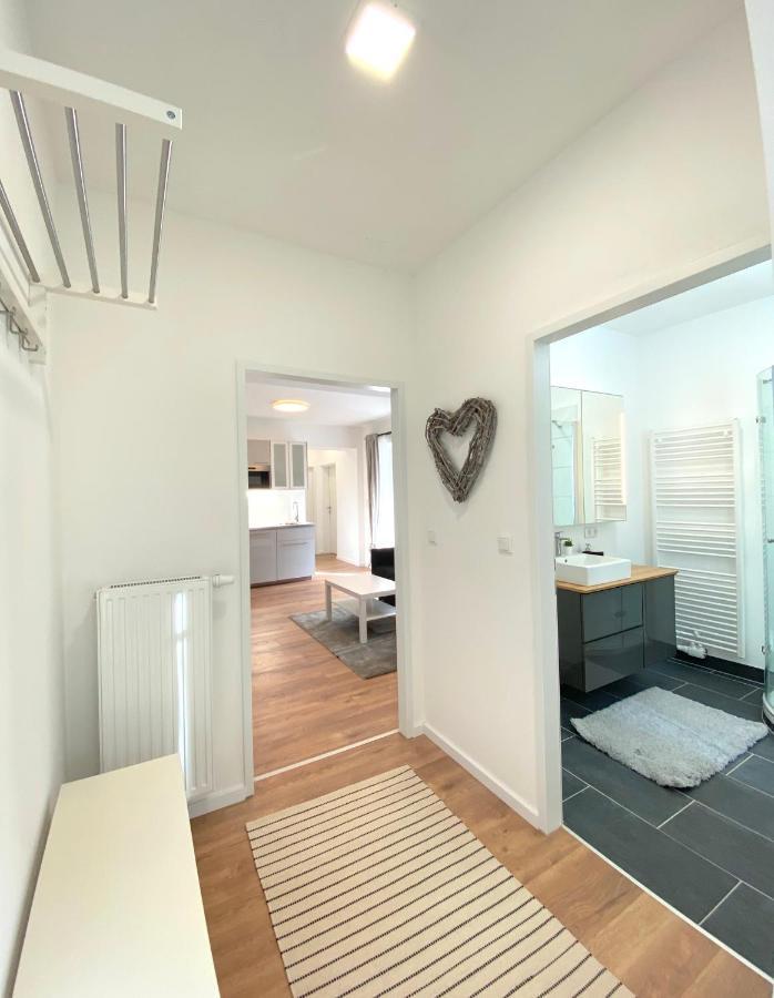 White Inn - Ferienwohnung Mit Terrasse Murzzuschlag Ngoại thất bức ảnh